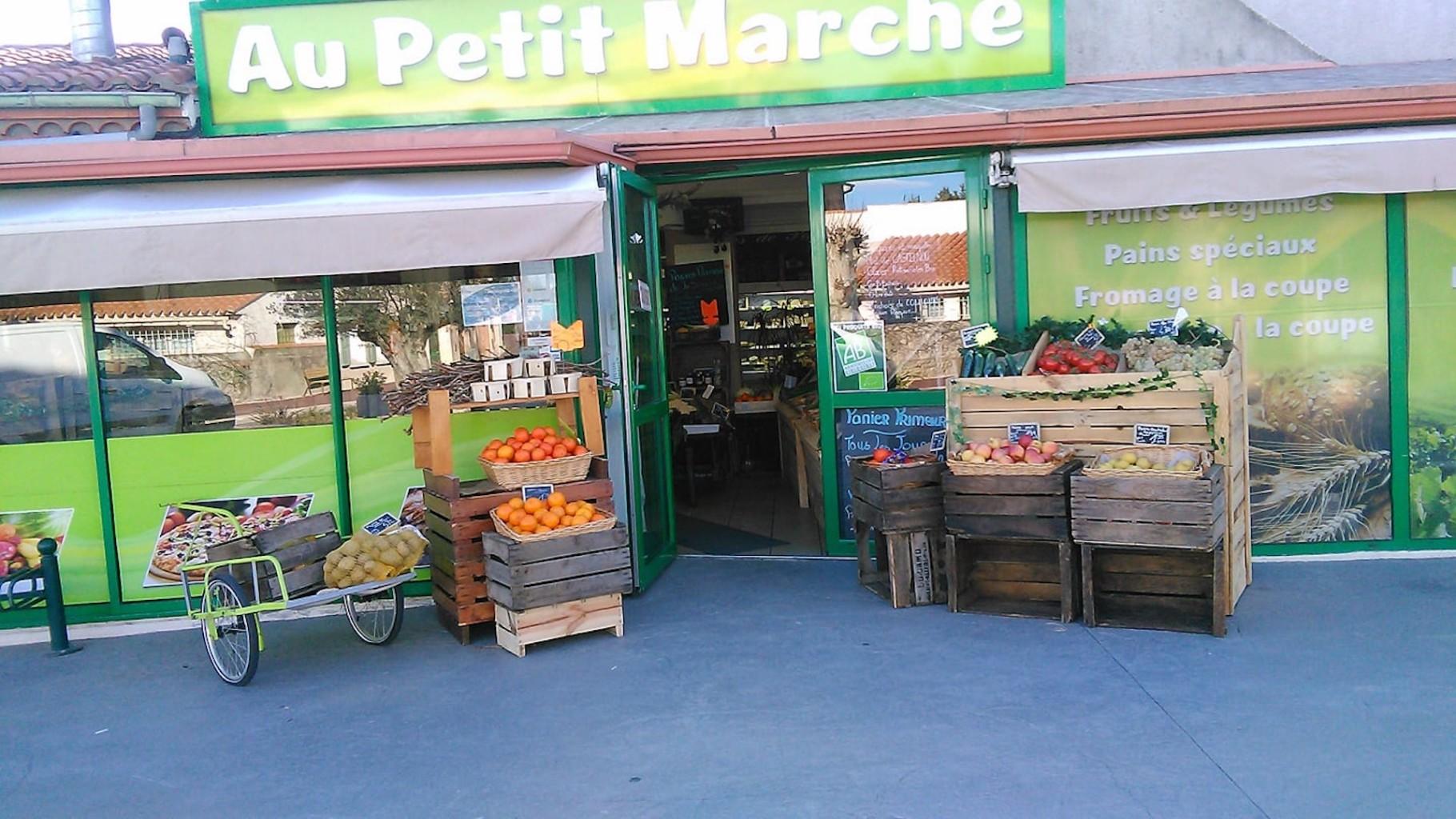 au-petit-marche-commerces-office-de-tourisme-de-saint-cyprien